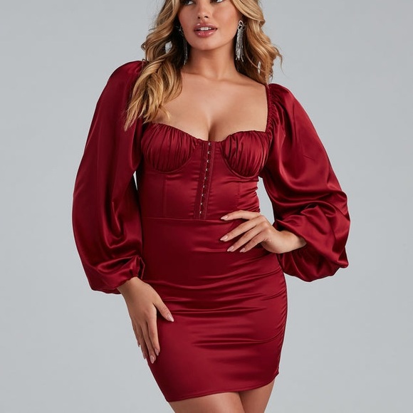 Windsor Dresses & Skirts - Windsor Sweet And Chic Satin Mini Dress